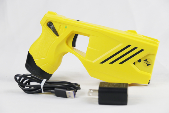 comprare Cartucce doppie 1400mAh Batteria azionata Pistola di stordimento Pistola di sicurezza fabbricazione online