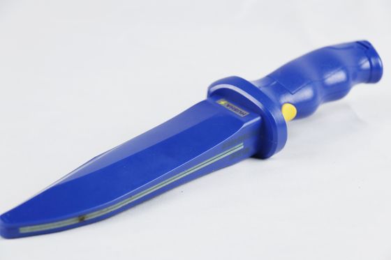 comprare HUSHA coltello di allenamento per urti ad alta tensione pugnale di allenamento per il controllo elettrico ricaricabile con protezione per la sicurezza fabbricazione online
