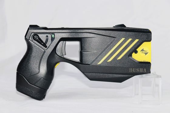 Pistola stordente HUSHA TX200P a doppia cartuccia con impermeabilità IP57 e tensione di uscita 55±5KV per uso tattico