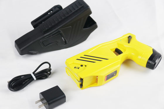 Pistola di stordimento ricaricabile a doppio colpo con resistenza all'acqua IP57 per uso tattico
